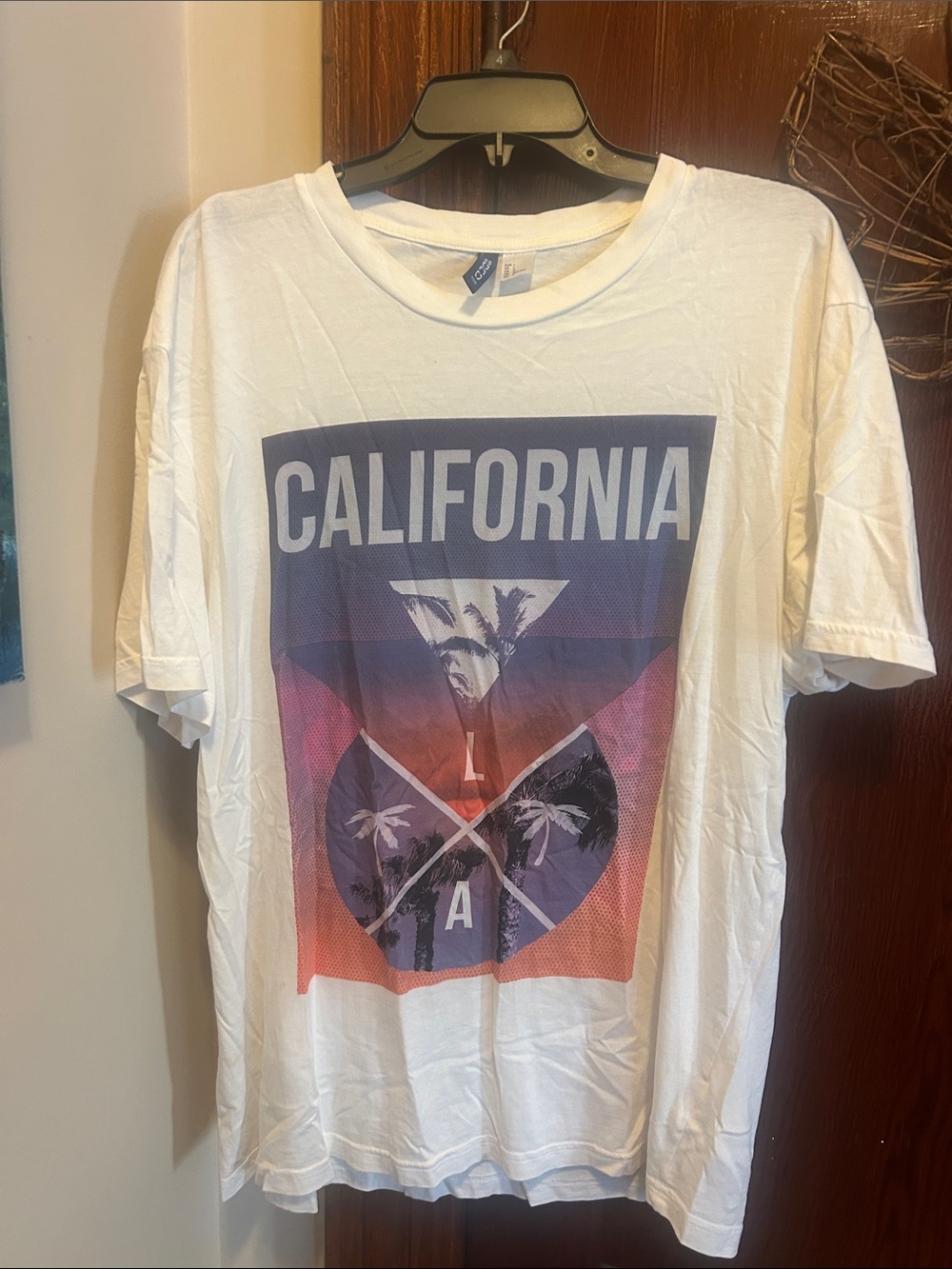 H&M White T-Shirt with Blue and Pink California Graphic
